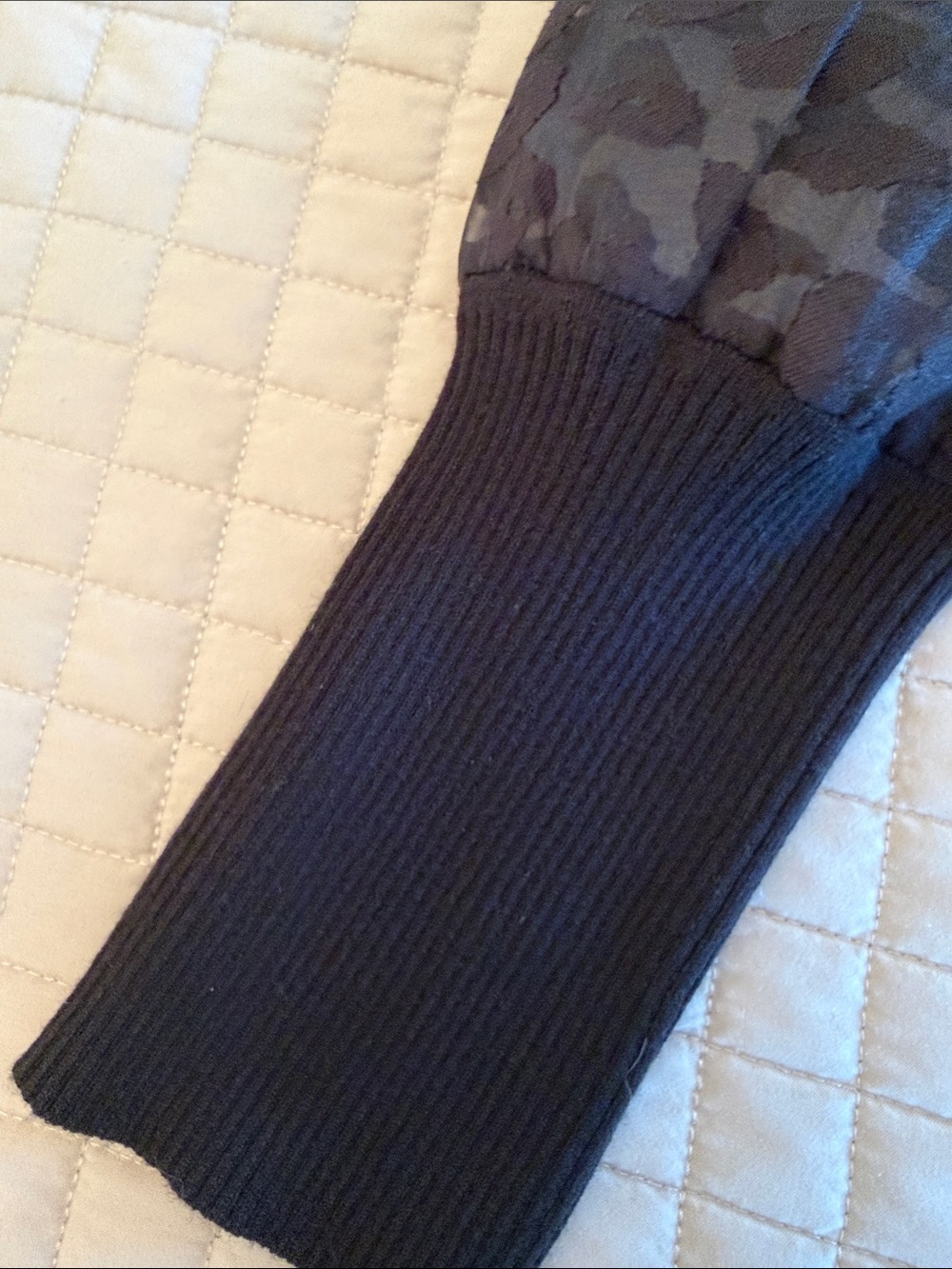🖤 Lush Black Ribbed Sweater Dress Sheer Puff Sleeve Size M 🖤 - Picture 10 of 13